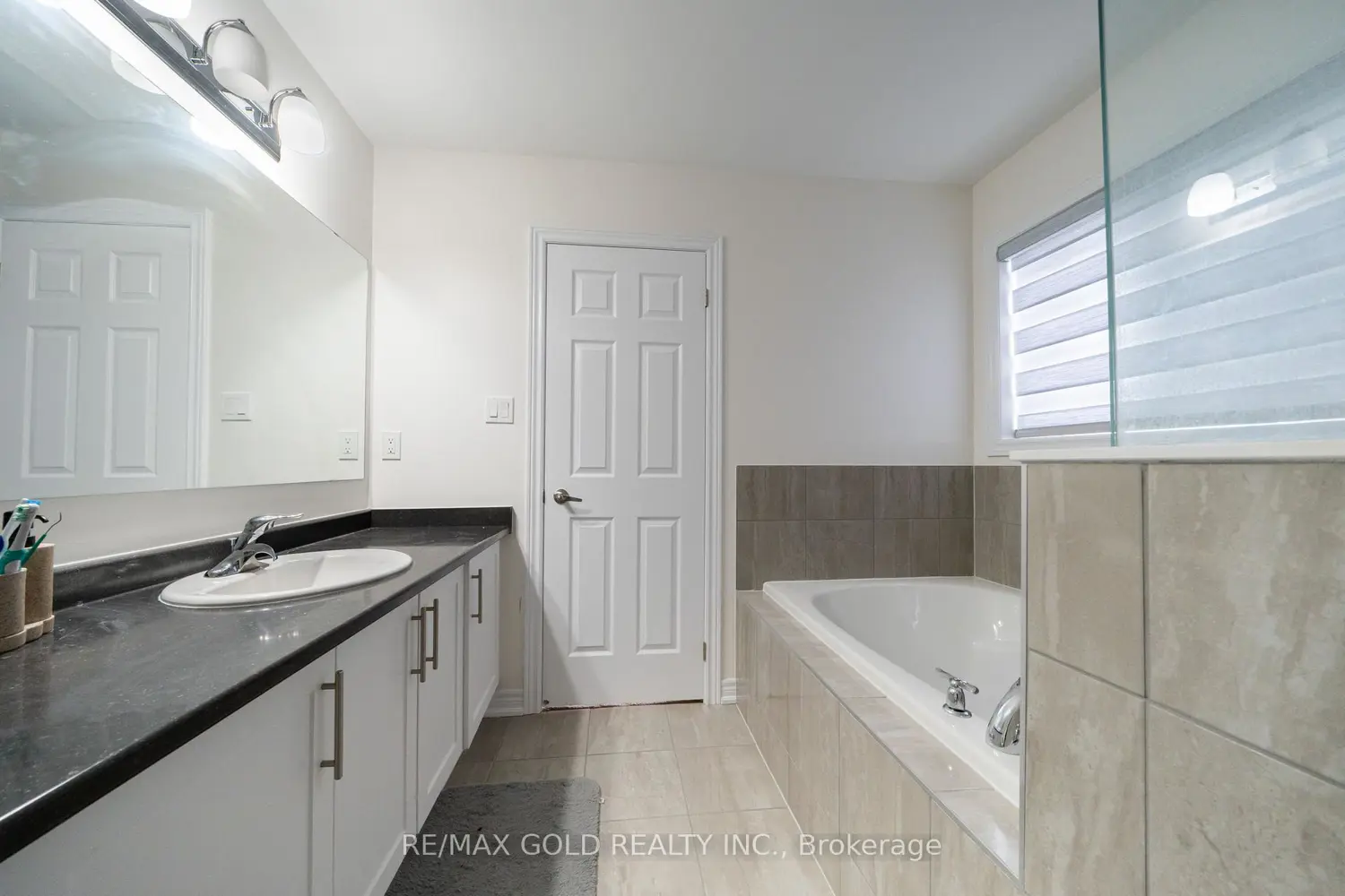 Additional image 12 of 162 Clark Street
