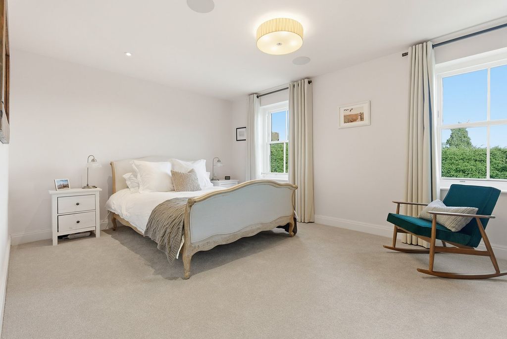 Additional image 8 of 5 bed detached house for saleOrchard Green, Beaconsfield, Buckinghamshire HP9