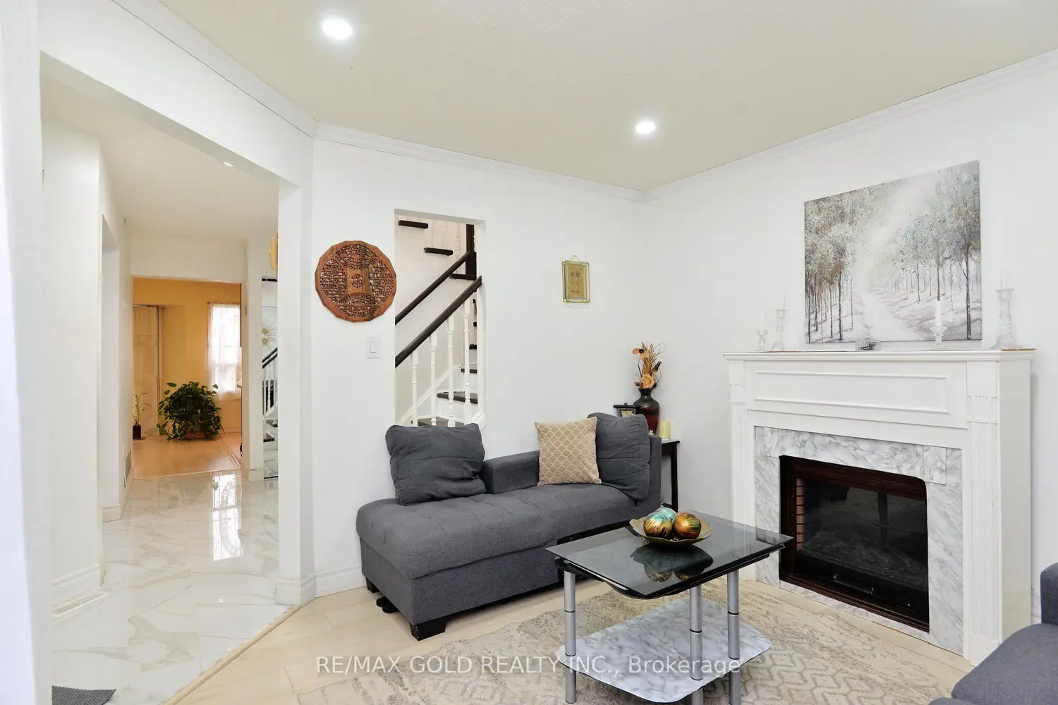 9 Ravenswood Drive photo 4