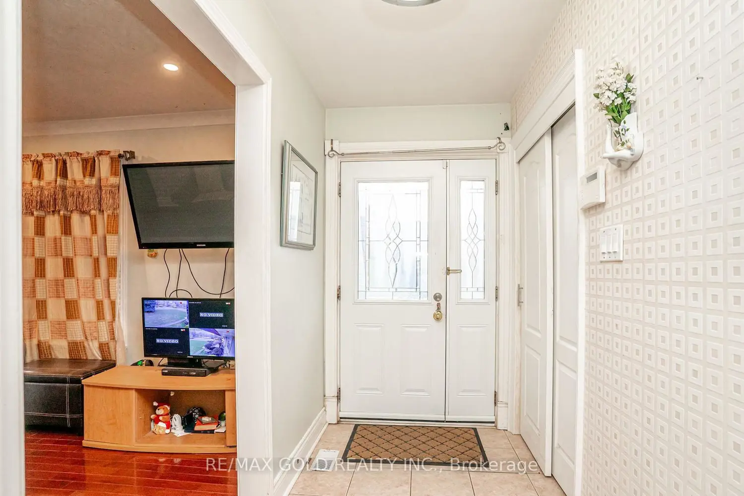 37 Carlyle Crescent photo 4