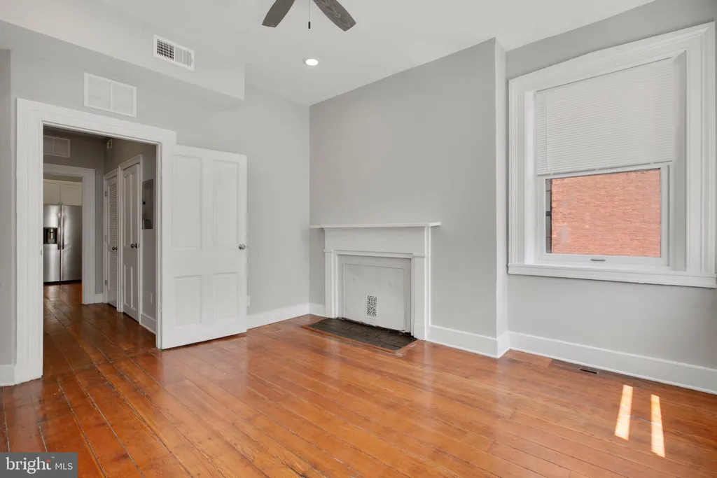 Additional image 7 of 106 W Saratoga Street, Baltimore, MD 21201
