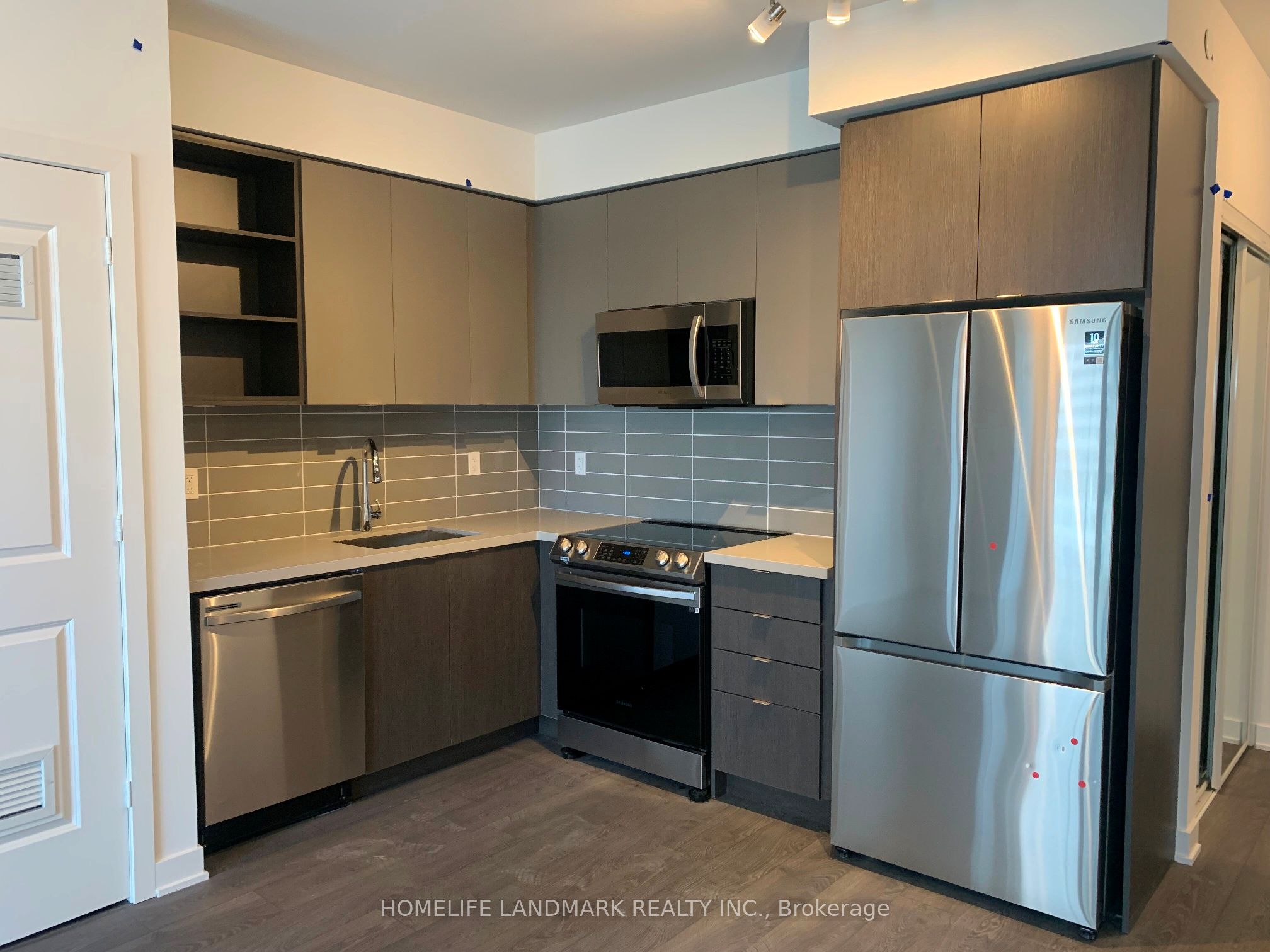 Additional image 4 of 610-4675 Metcalfe Avenue, Mississauga, ON, L5M 0Z8