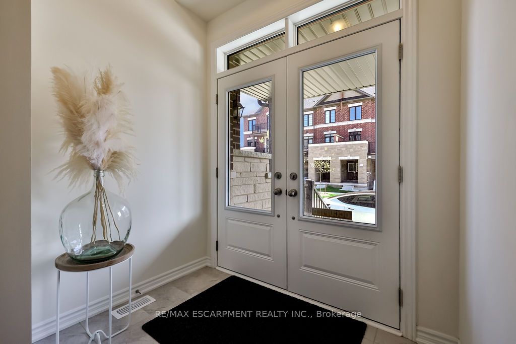 Additional image 3 of 52 Bonnington Drive, Brampton, ON, L7A 5M1