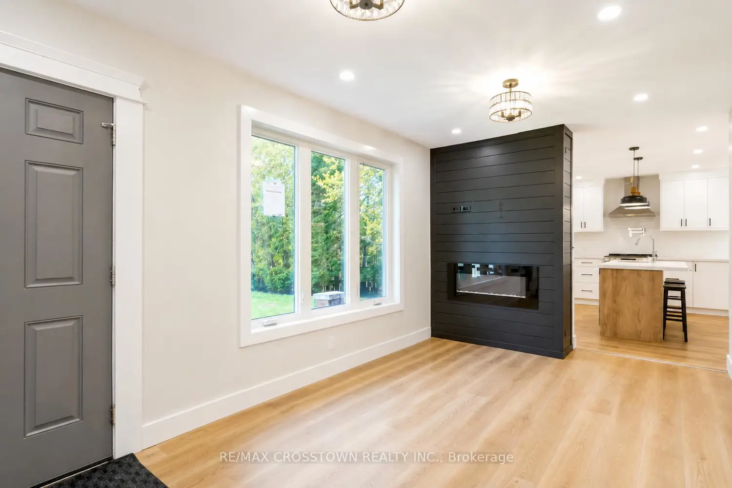 86 Doran Road photo 4