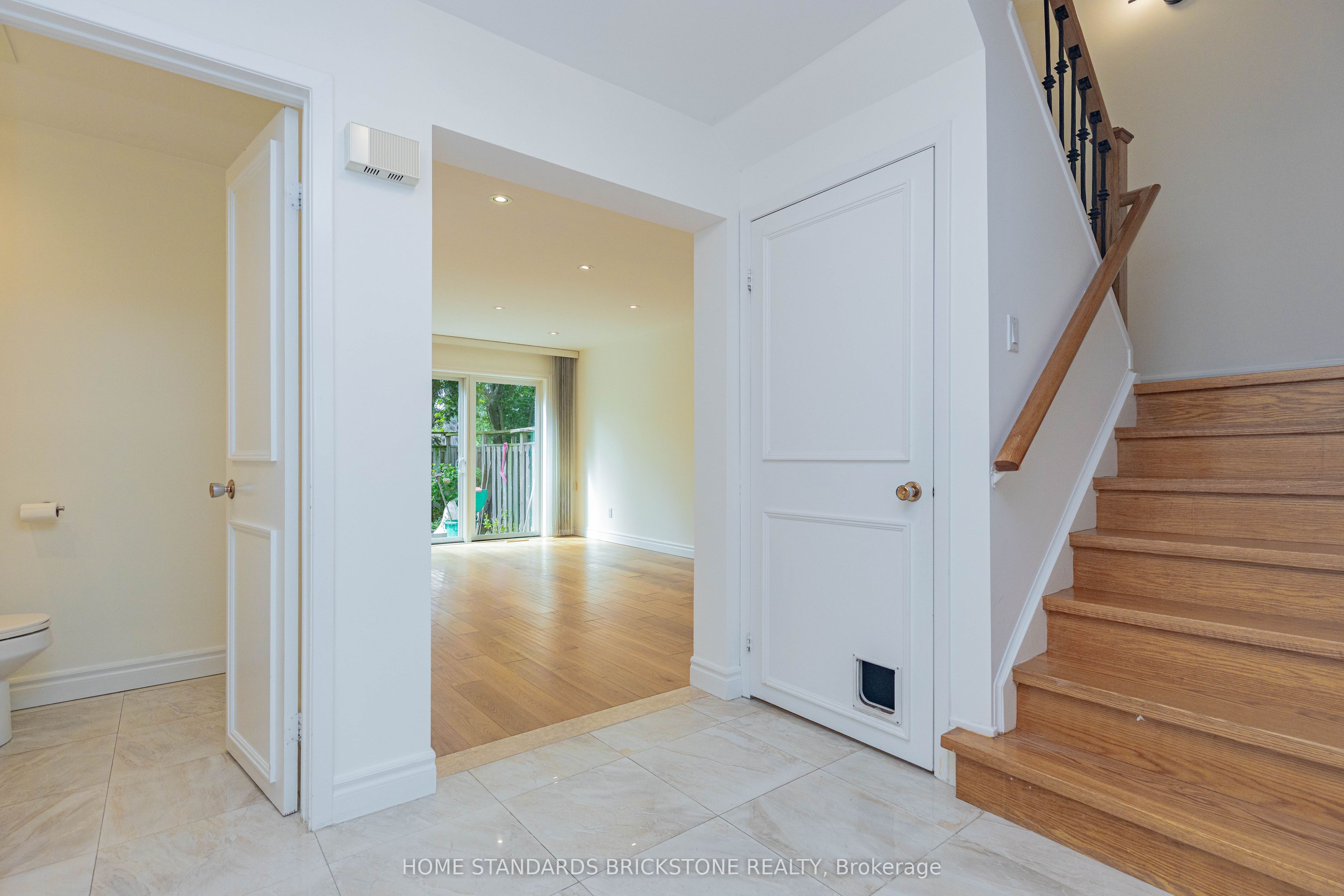 Additional image 5 of 50-27 Proudbank Millway N/a, Toronto, ON, M2L 1P3