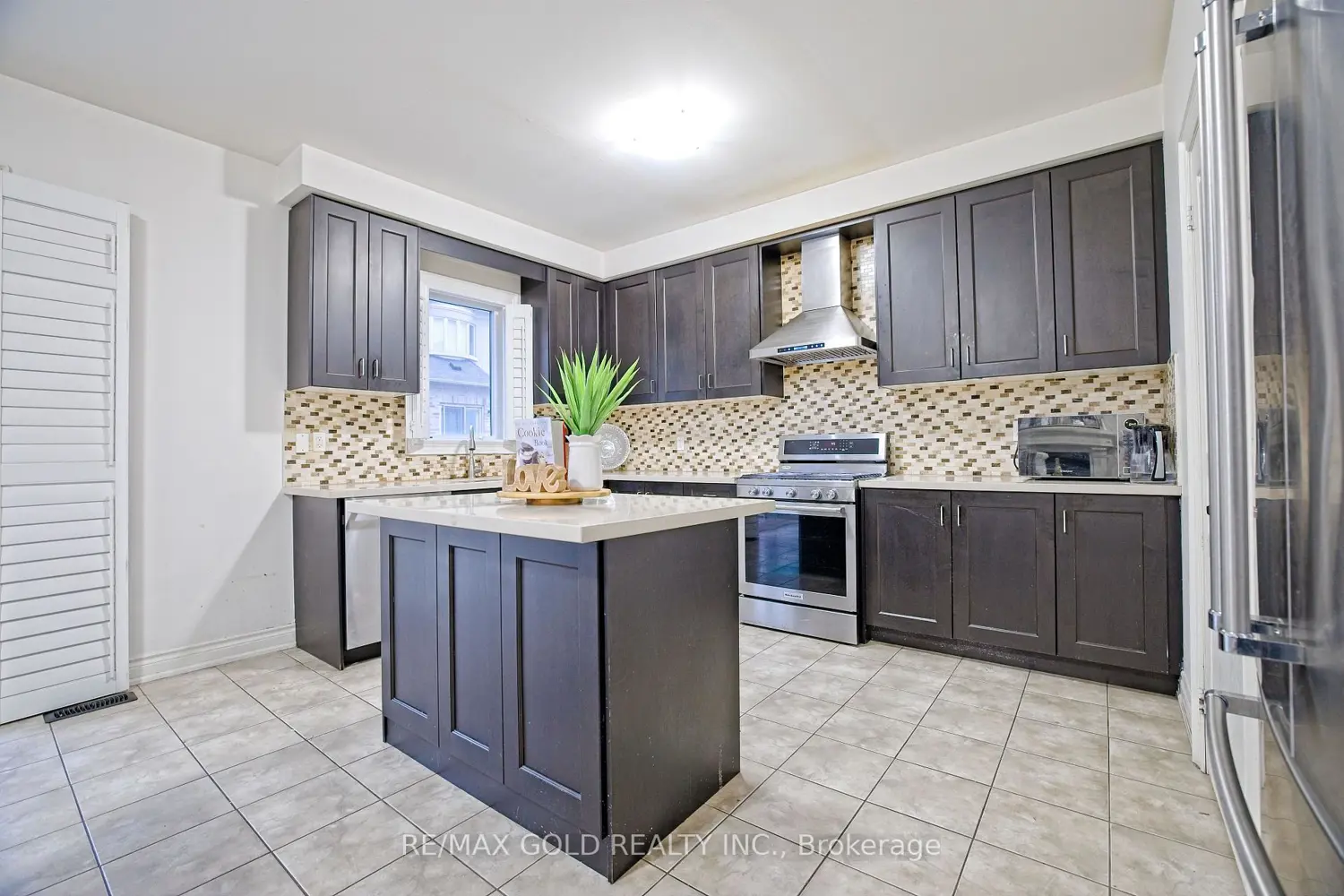 Additional image 8 of 10 Dopp Crescent