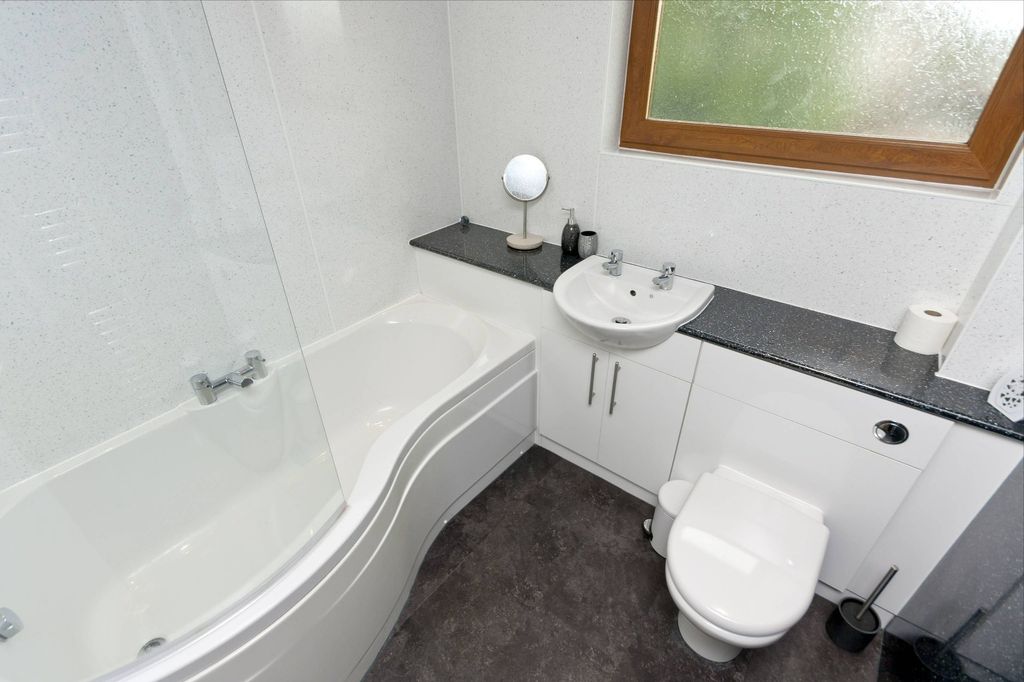 Additional image 10 of 2 bed terraced house to rentOrkney Avenue, Sheddocksley, Aberdeen AB16