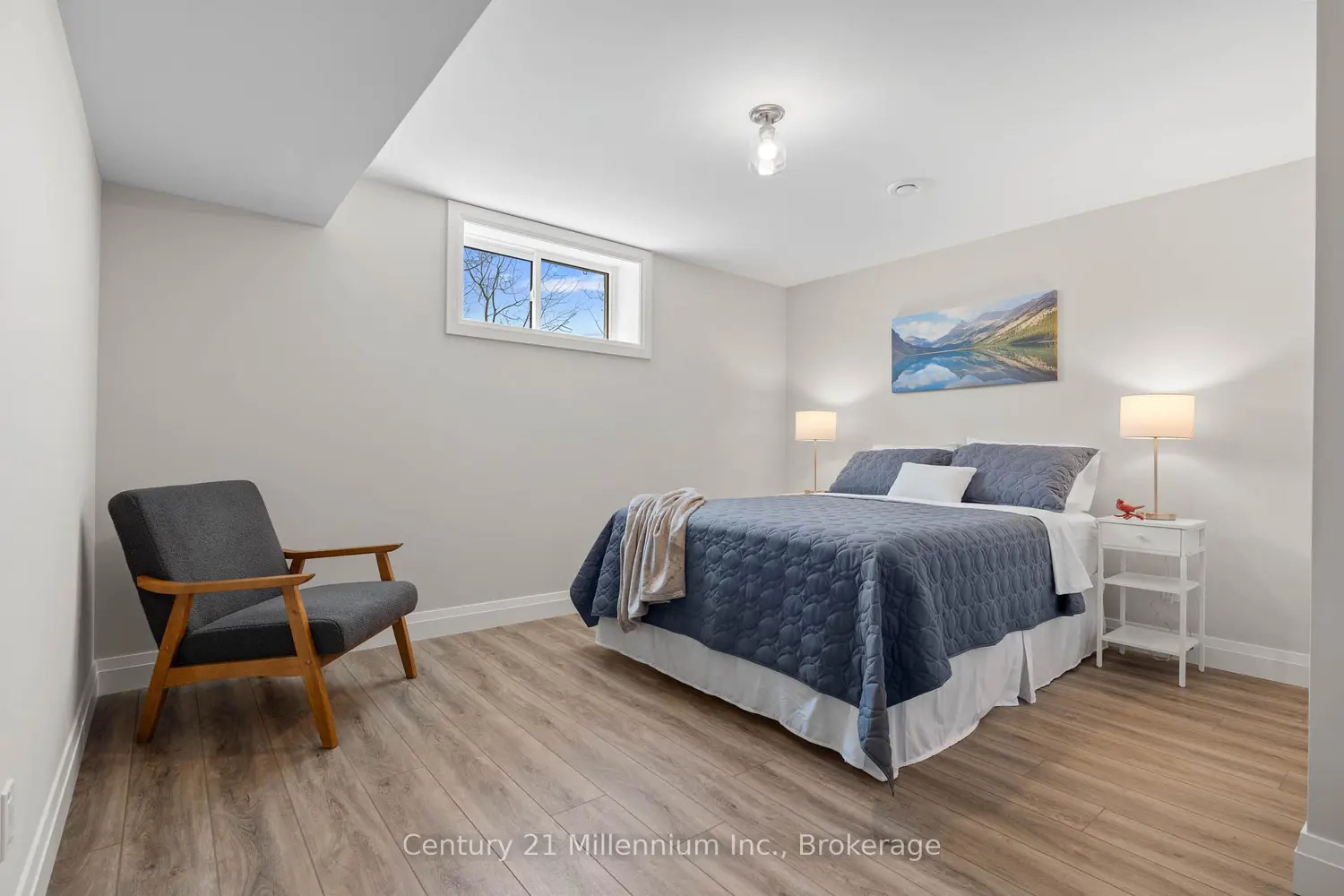Additional image 15 of 401 Algoma Crescent