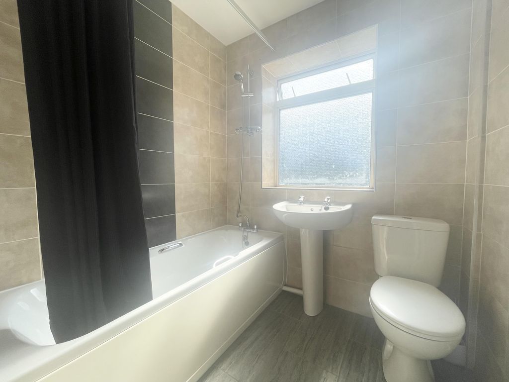 Additional image 7 of 3 bed terraced house to rent273 Keal Drive, Glasgow G15