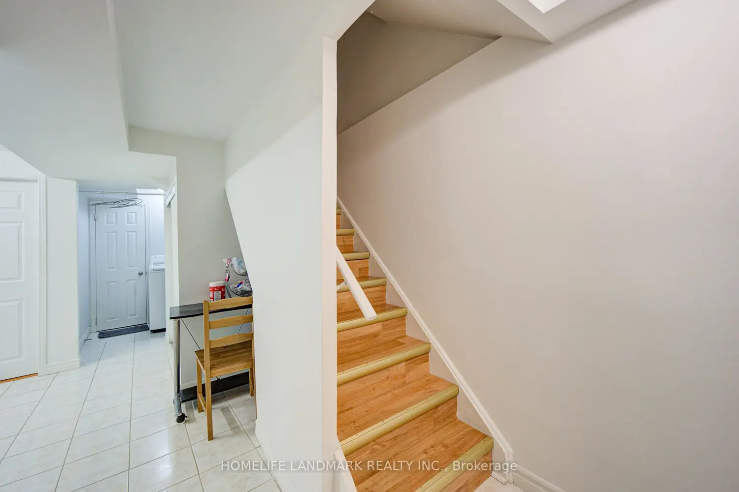 Additional image 5 of 44 Duxford Crescent