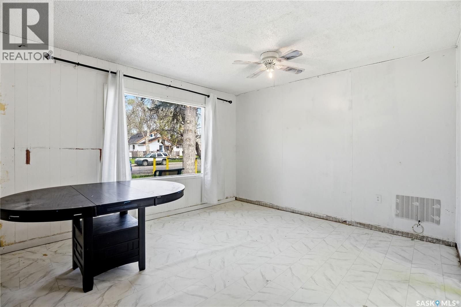 Additional image 5 of 1233 Queen Street, Regina, SK, S4T4B5