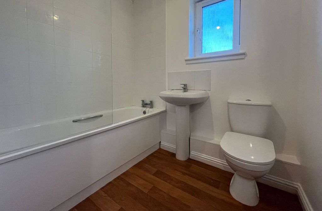 Additional image 10 of 3 bed flat to rent71D Polton Street, Bonnyrigg EH19