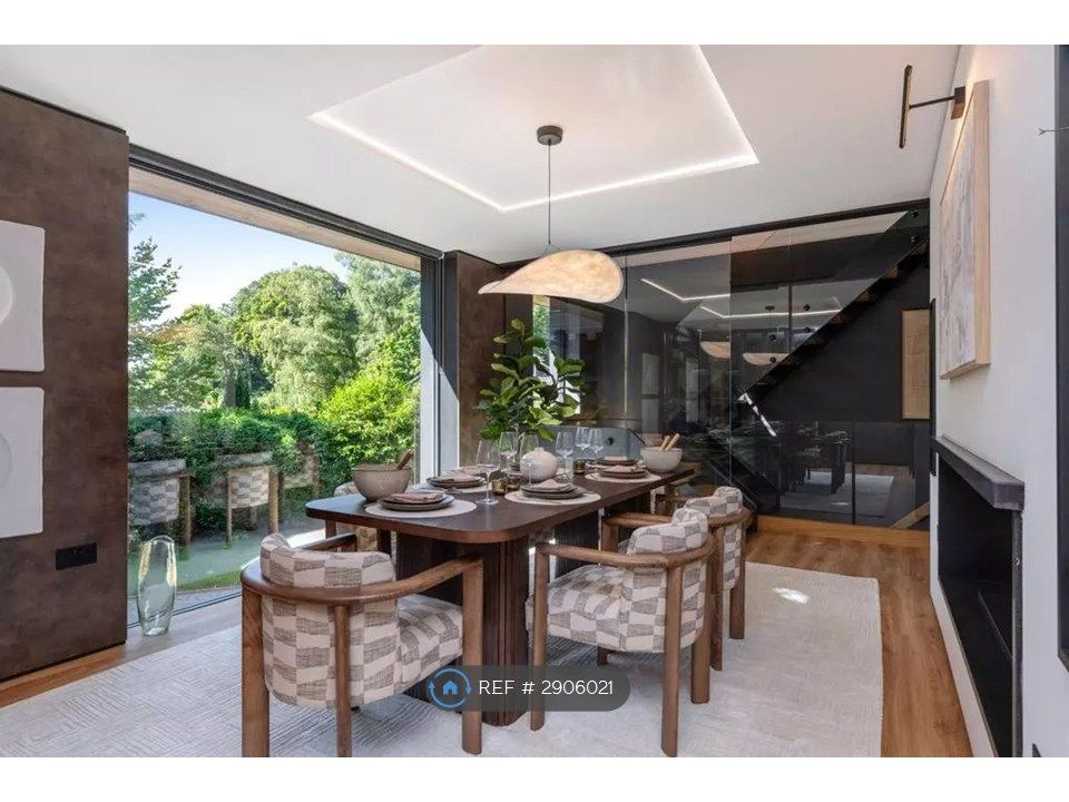 Additional image 3 of 5 bed detached house to rentPark Homer Drive, Wimborne BH21