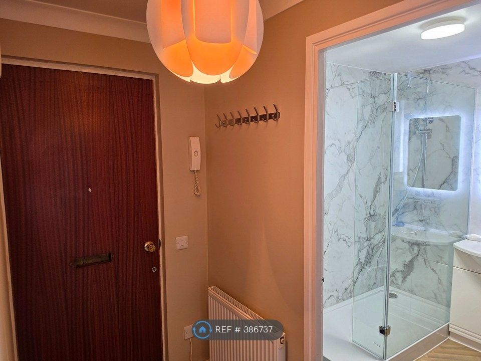 Additional image 9 of 2 bed flat to rentBeaufort Court, Clevedon BS21