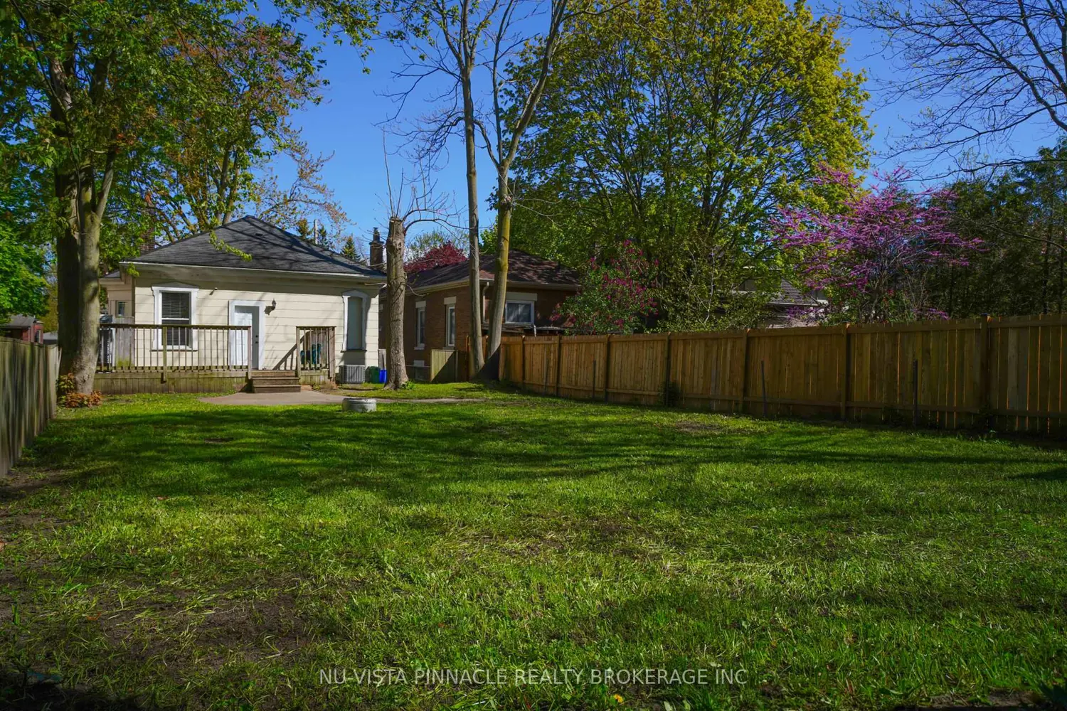 Additional image 16 of 571 Dufferin Avenue