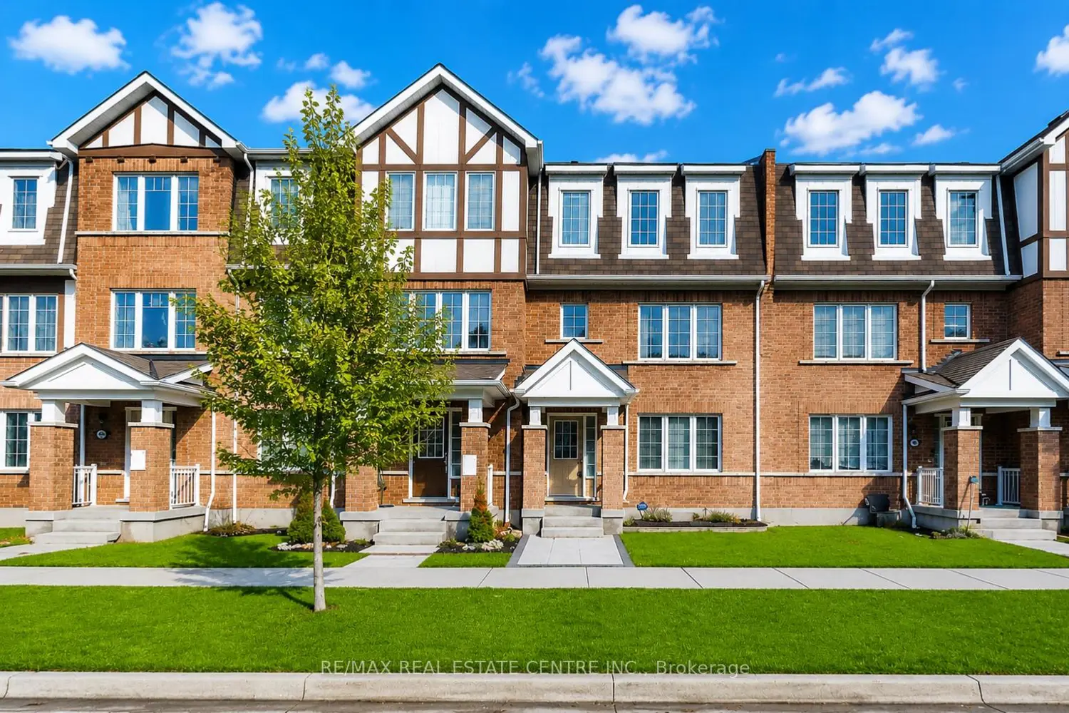 32 Bluegill Crescent