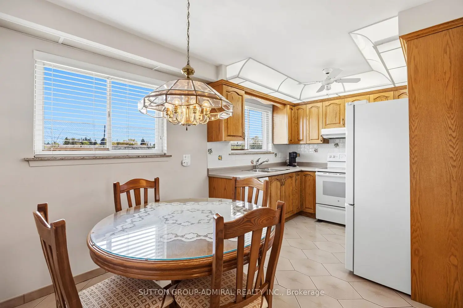 234 Derrydown Drive photo 4