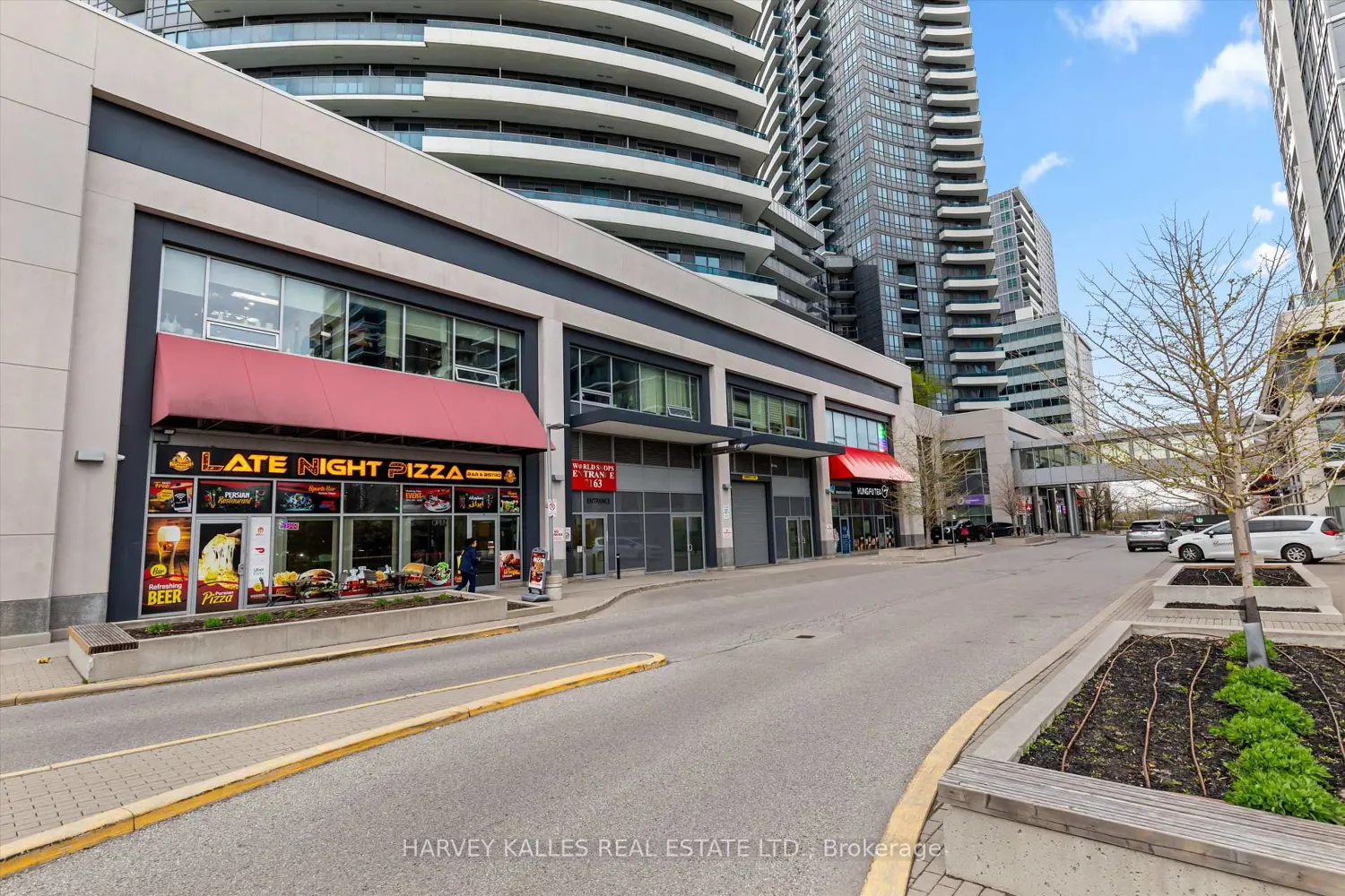 Additional image 19 of 7171 Yonge Street 709
