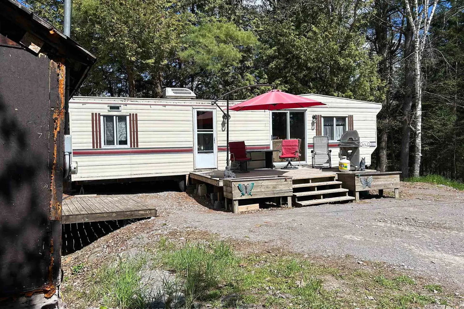 888 Bronson Rapid Road photo 2