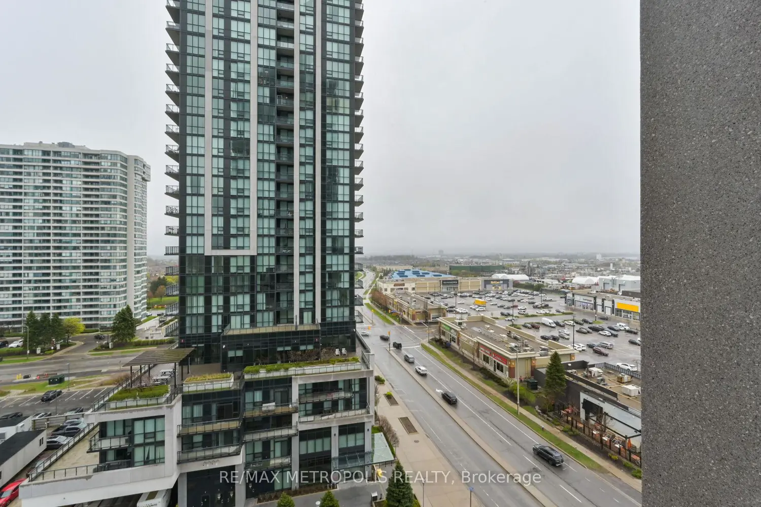Additional image 5 of 3985 Grand Park Drive 1004