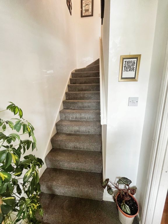 Additional image 3 of 3 bed terraced house to rentLarch Grove, Dunmurry BT17