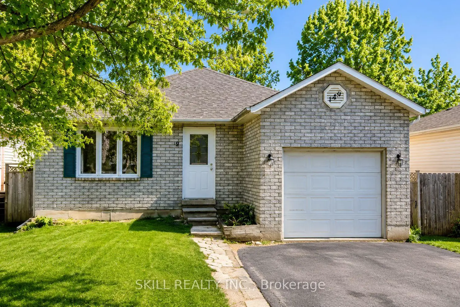 149 Hickling Trail