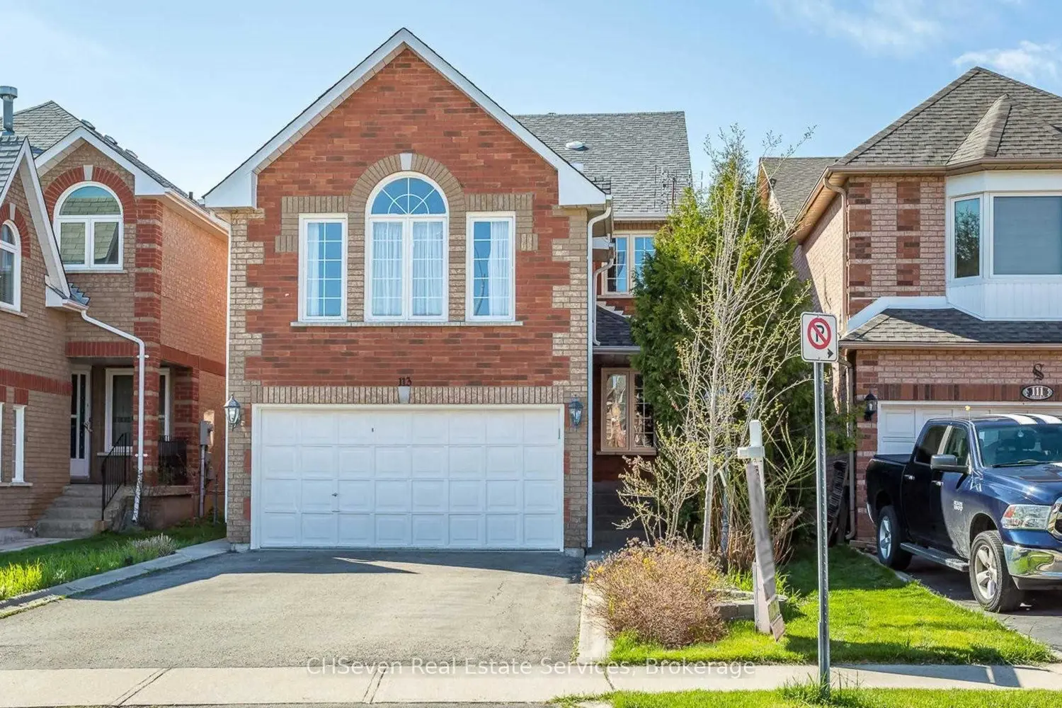 113 White Tail Crescent
