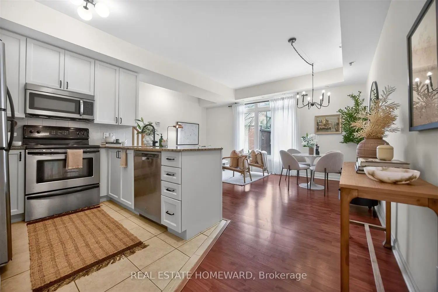 Additional image 2 of 88 Carr Street 32