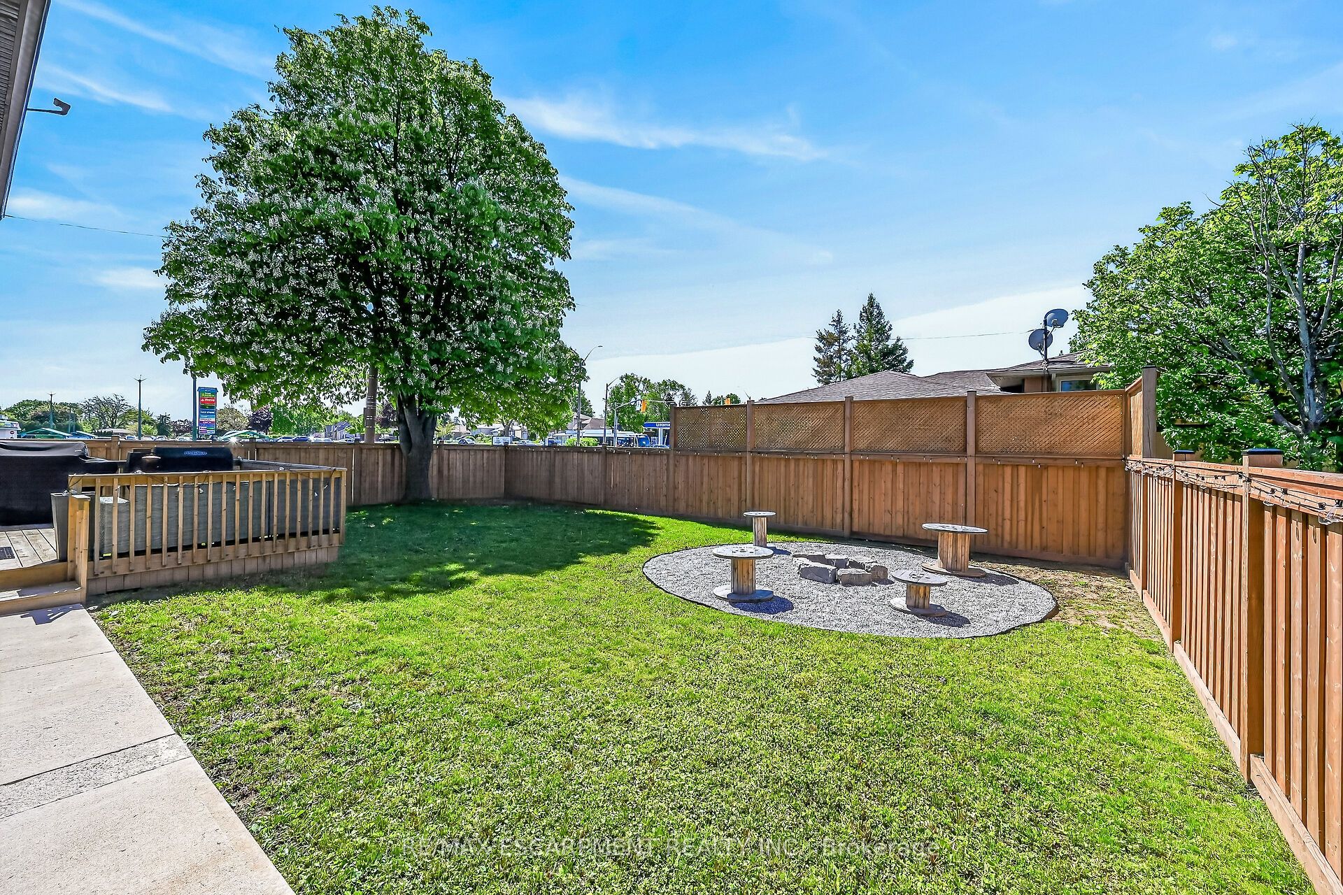 Additional image 3 of 1 Sandringham Avenue, Hamilton, ON, L9C 2H3