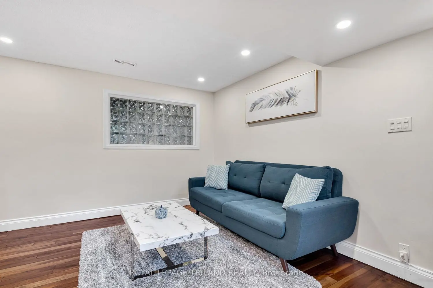 Additional image 4 of 24 Beechmount Crescent