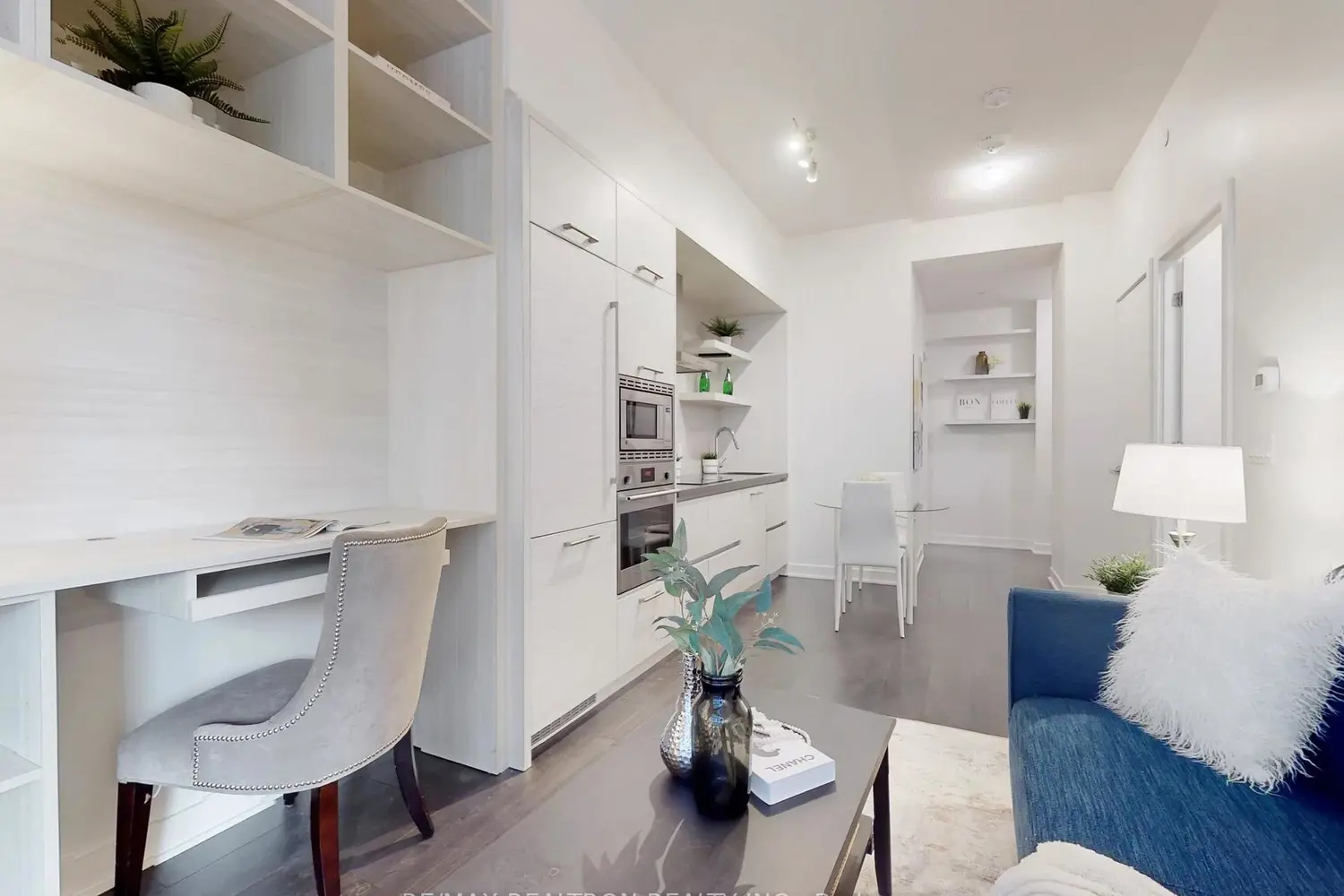 Additional image 5 of 2221 Yonge Street 213