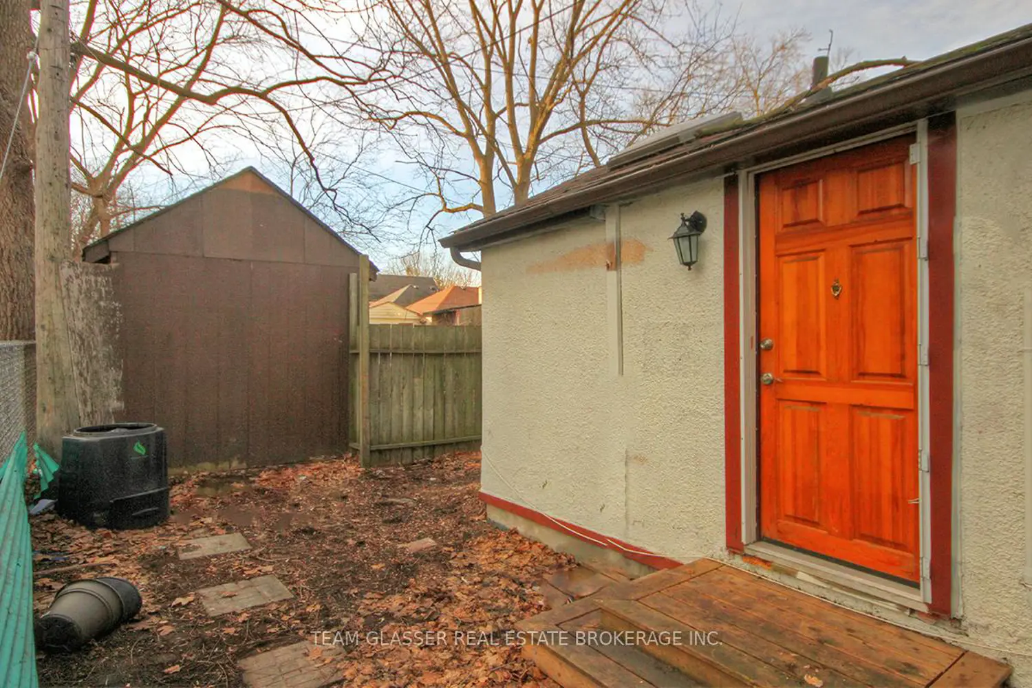 Additional image 16 of 225 Simcoe Street