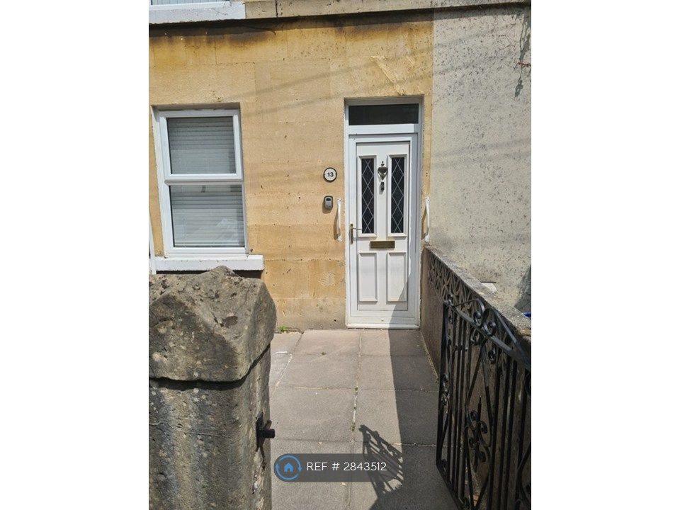 3 bed terraced house to rentSouth View Road, Bath BA2