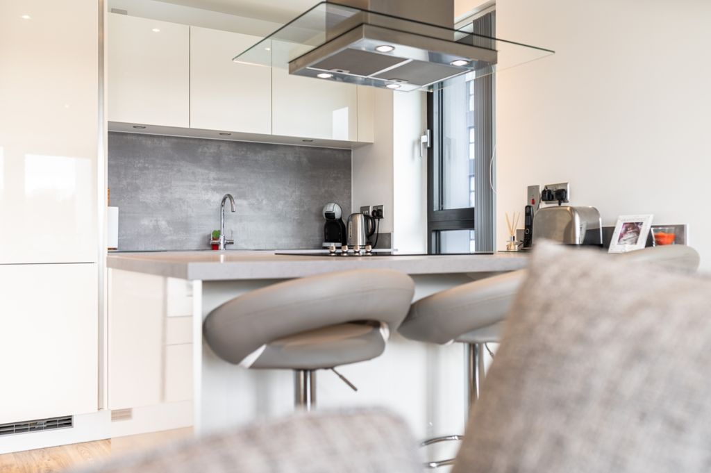Additional image 6 of 2 bed flat to rentWatkiss Way, Cardiff CF11