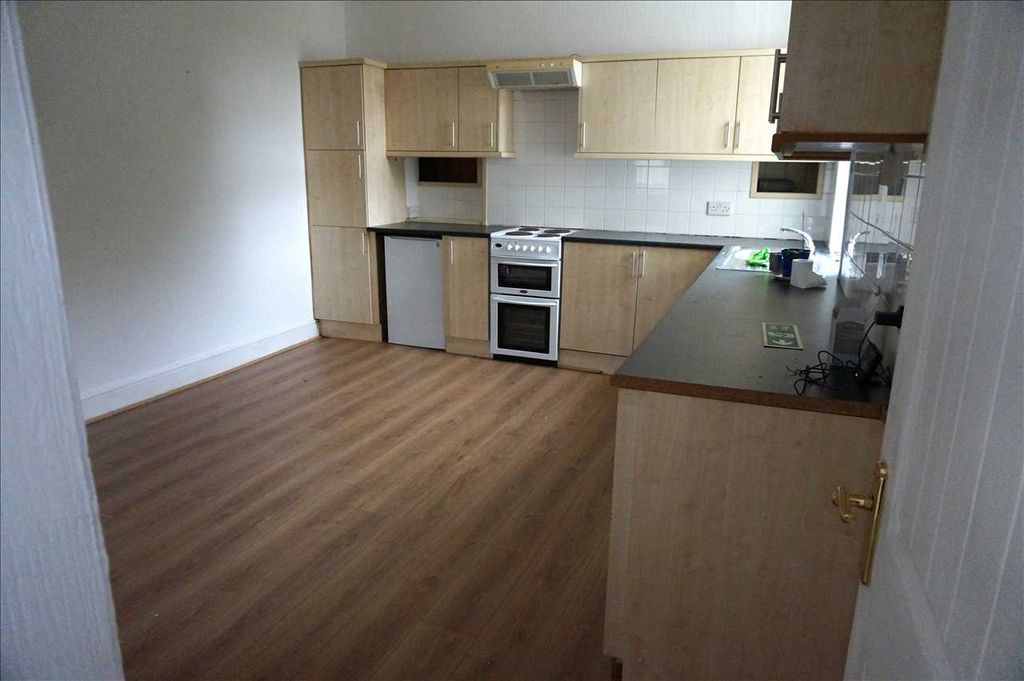 Additional image 2 of 2 bed semi-detached house to rentTan Y Fron, Pontarddulais Road, Cross Hands, Llanelli SA14