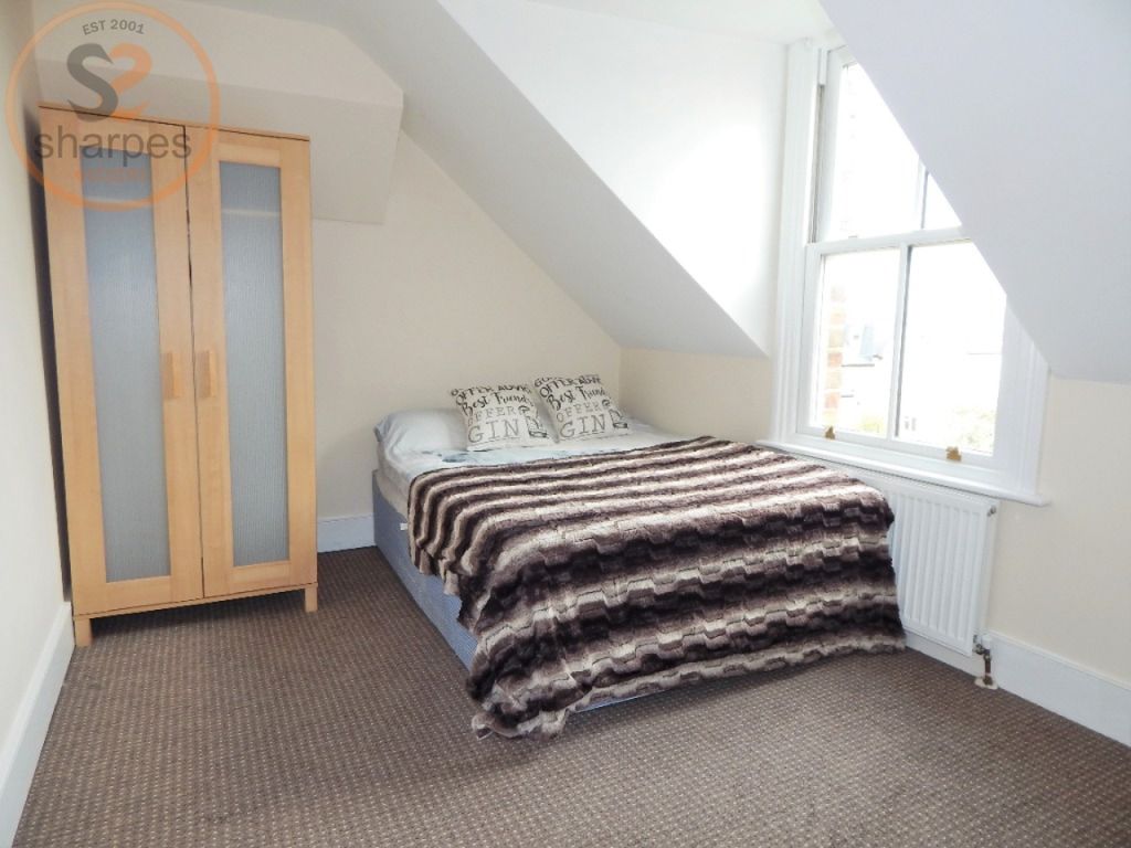 Additional image 4 of 2 bed flat to rentMerton Road, Flat 3, London SW19