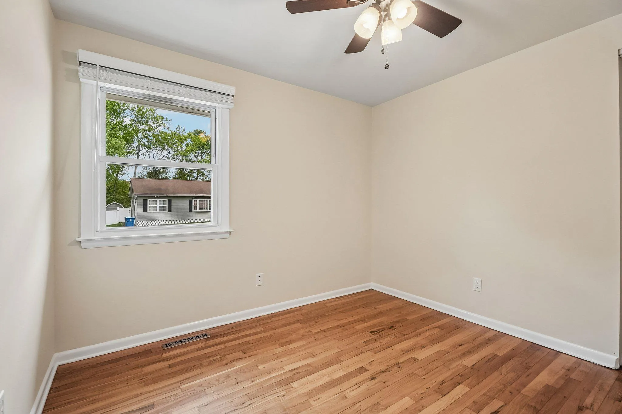 Additional image 60 of 120 E Rutherford Dr, Newark, DE 19713