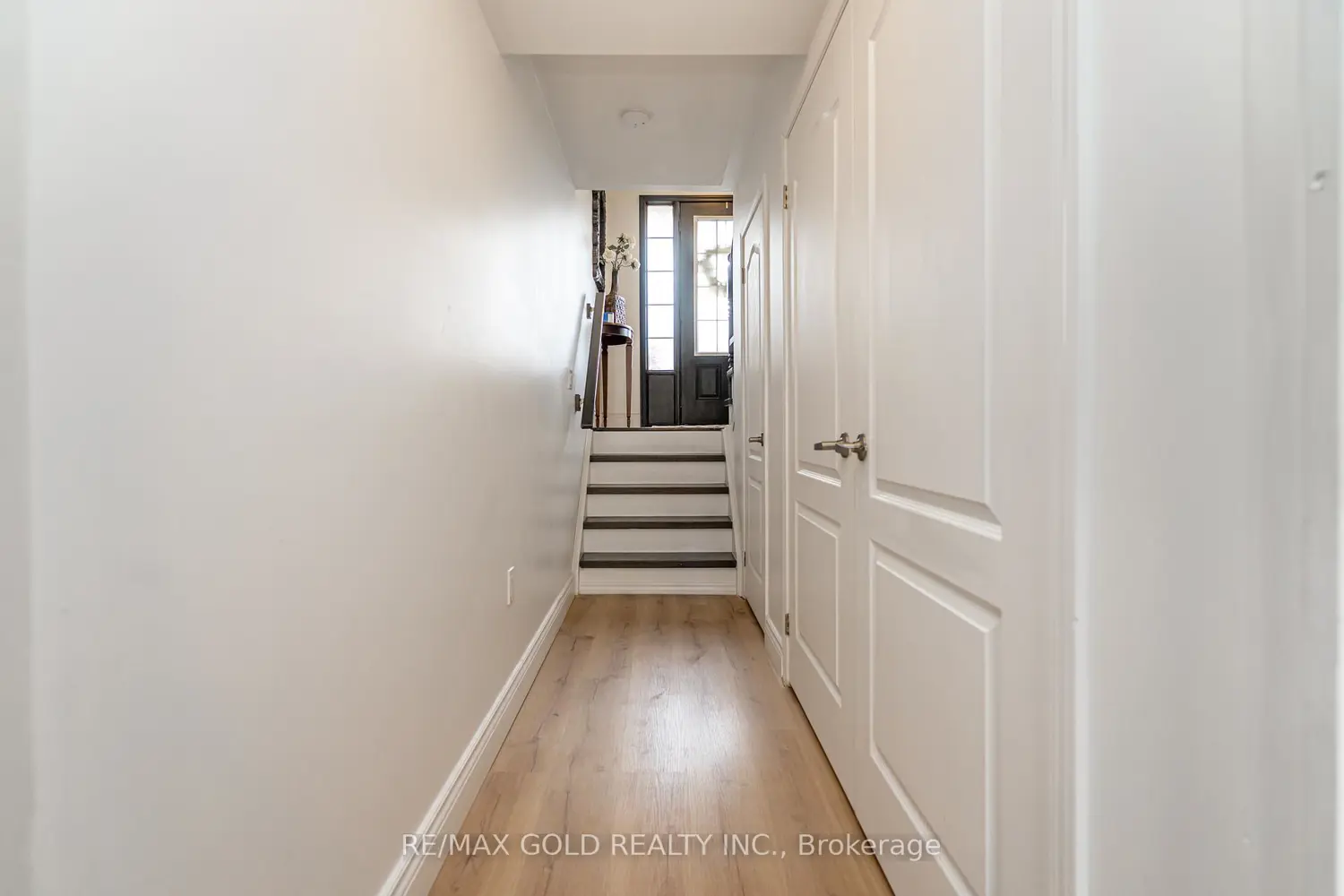 Additional image 12 of 84 Vanhorne Close