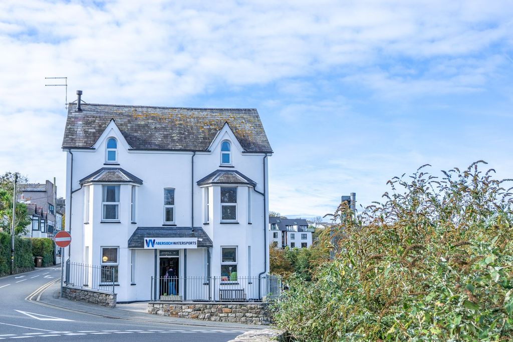Additional image 2 of 2 bed flat for salePen Y Bont, Abersoch, Pwllheli LL53