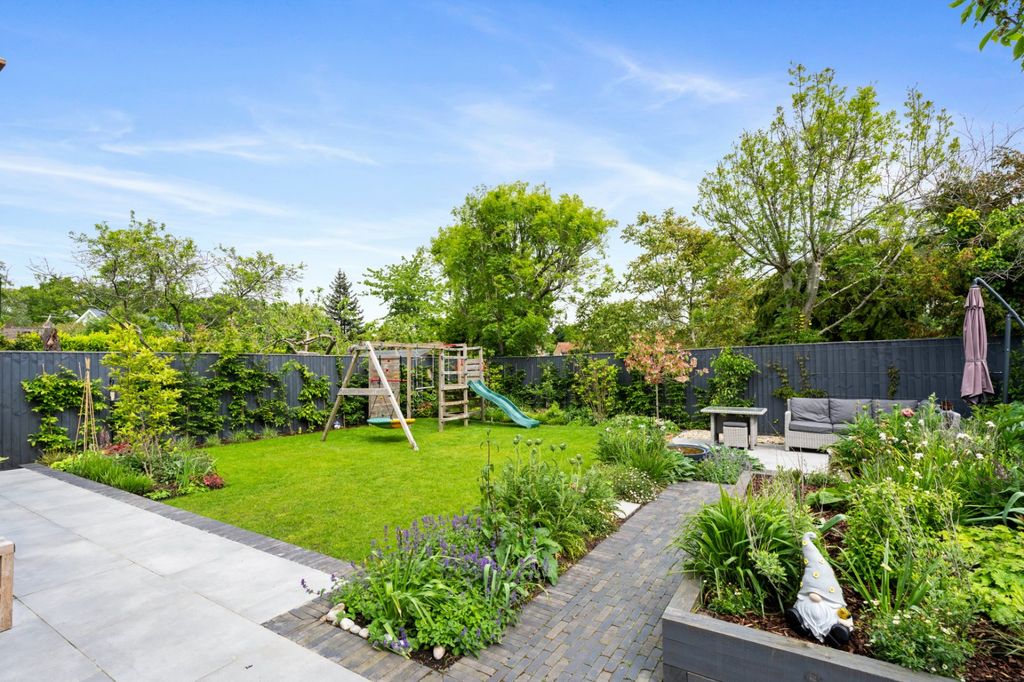 Additional image 19 of 4 bed country house for saleKingswood Avenue, Penn, Buckinghamshire HP10