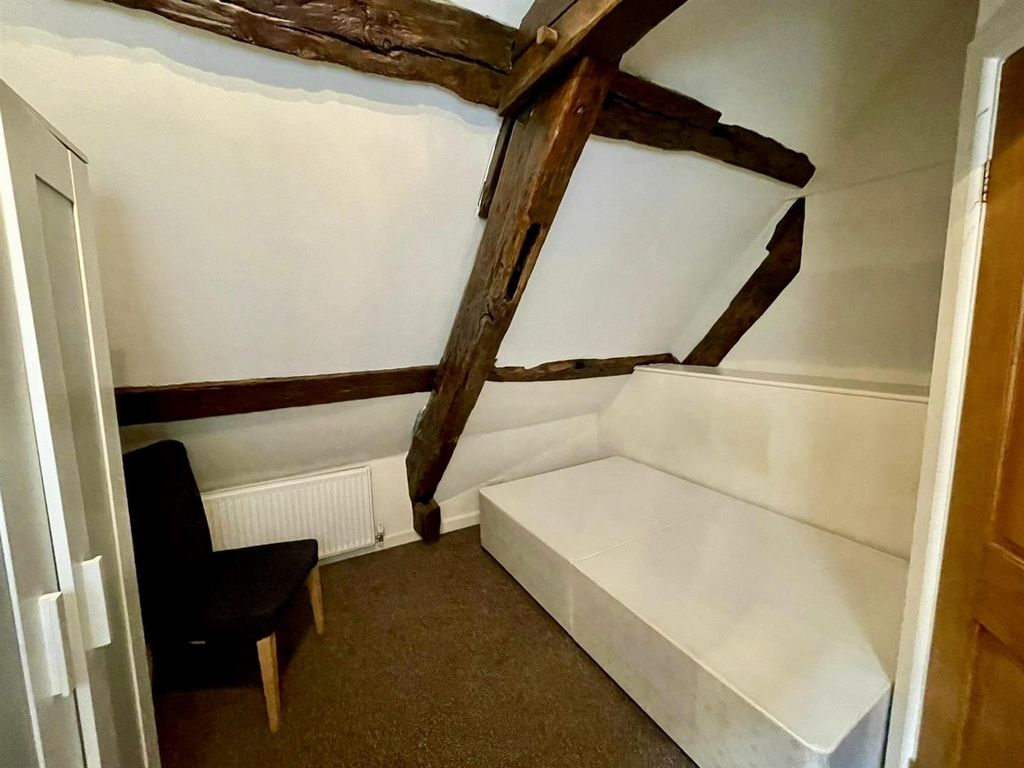Additional image 7 of 2 bed flat to rentMarket Place, Coleford GL16