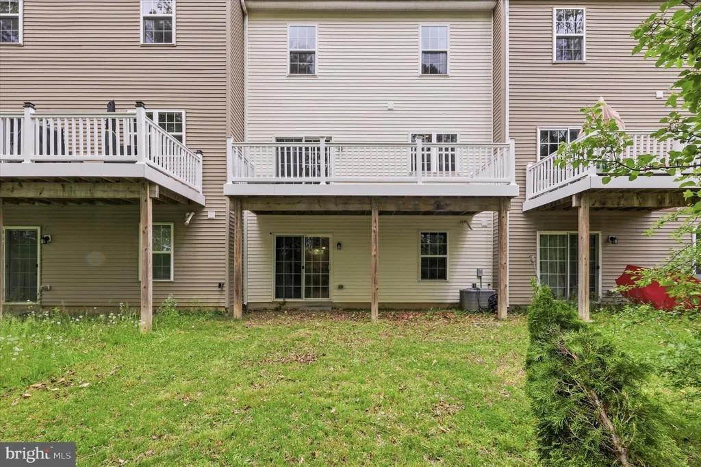 321 Ava Drive, New Castle, DE 19720