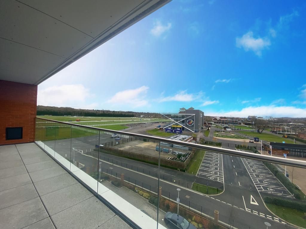 Additional image 2 of 2 bed flat to rentKingman Way, Newbury RG14
