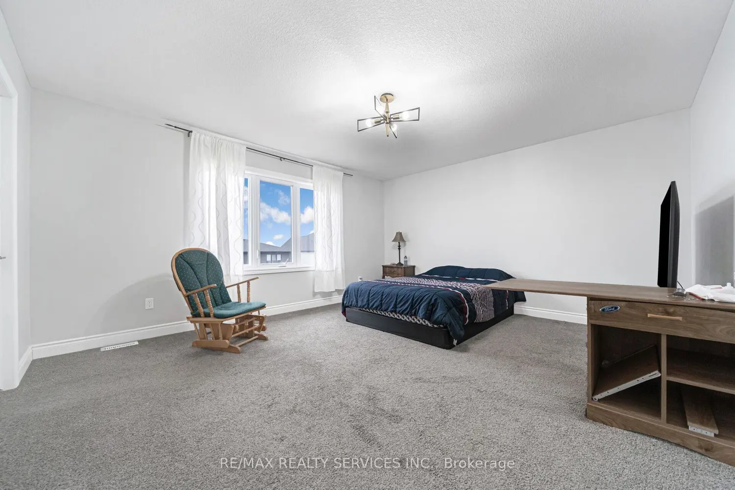 Additional image 17 of 1891 Fountain Grass Drive