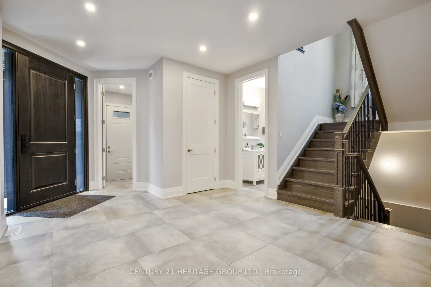 1894 Simcoe Road