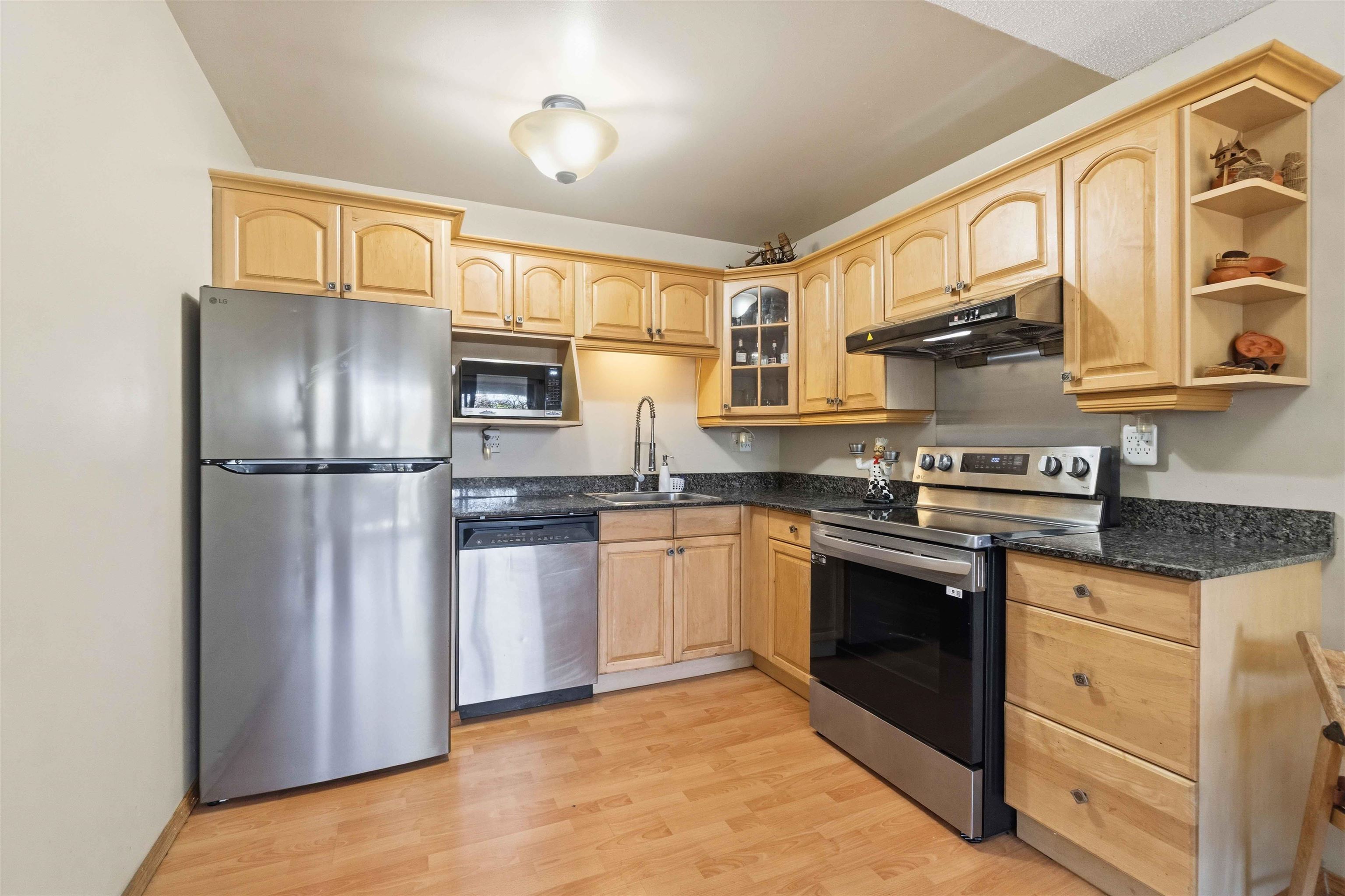 Additional image 5 of 402-2920 Ash Street, Vancouver, BC, V5Z 4A6