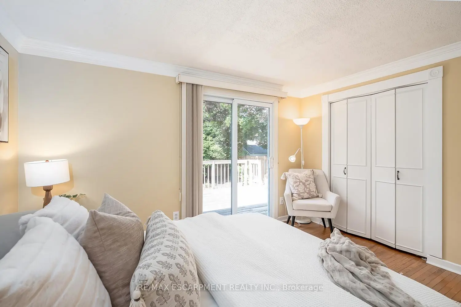 Additional image 8 of 652 Ardleigh Crescent