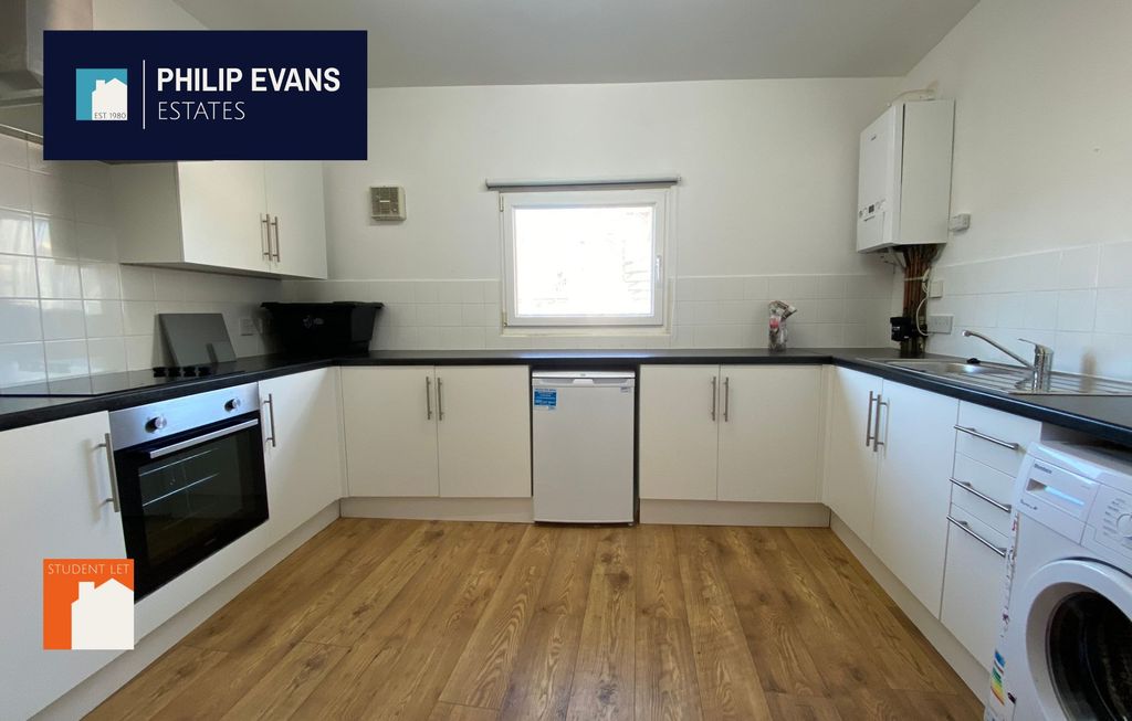 Additional image 2 of 6 bed flat to rentEastgate, Aberystwyth SY23