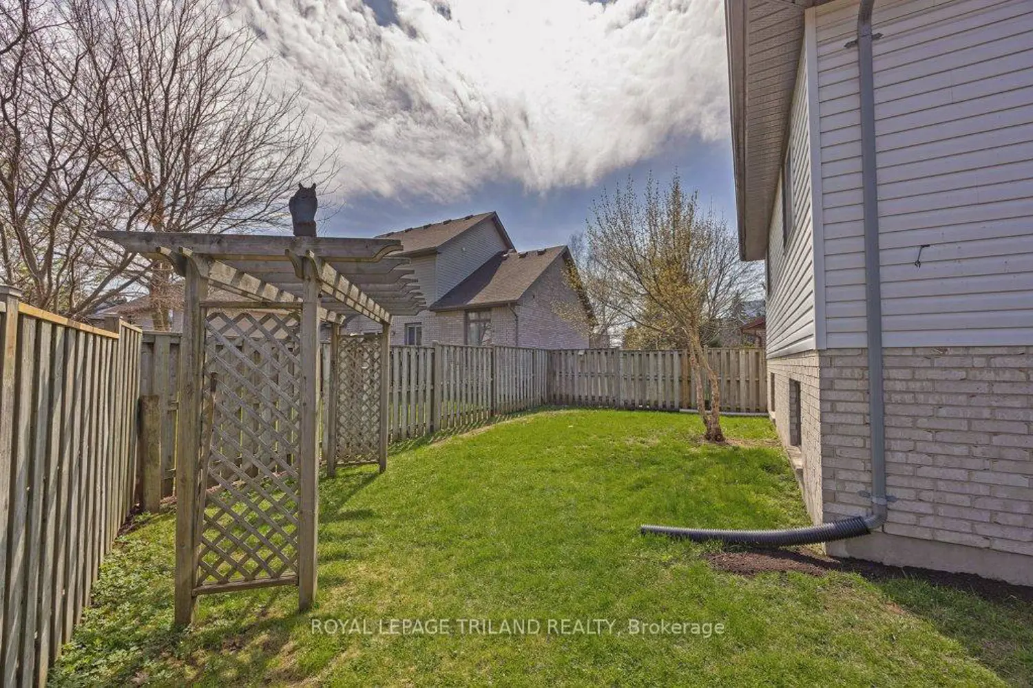 Additional image 18 of 22 Stoneycreek Crescent