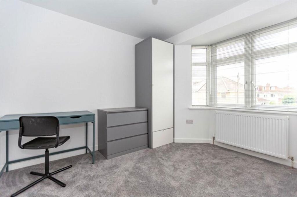 Additional image 4 of 6 bed property to rentStanley Avenue, Filton BS34